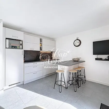 Apartment T2 Renove Pour 4p Avec Jardin, Avec Piscine A 750m De La De Cavaliere