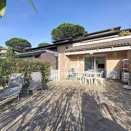 T2 Renove Pour 4p Avec Jardin, Avec Piscine A 750m De La De Cavaliere Le Lavandou